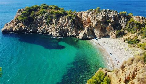 playa nudista en altea|Descubre los encantos naturales de las playas。